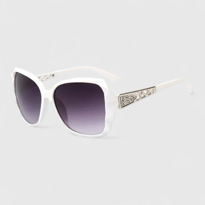 AVALYNNE | SOPHISTICATED SUNGLASSES - Image 11