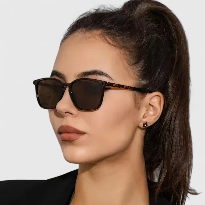 AYNZLEE | SOPHISTICATED SUNGLASSES - Image 7