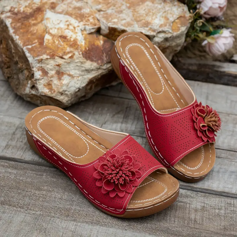 BURNIE⢠WOMEN'S FLORAL OPEN TOE SLIDES - Image 3