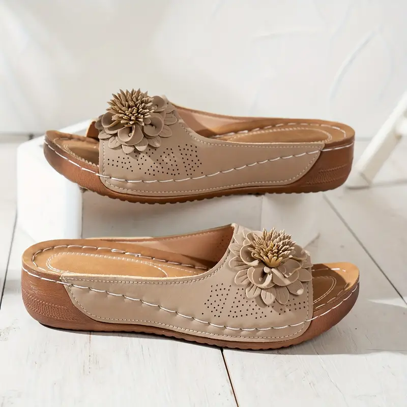 BURNIE⢠WOMEN'S FLORAL OPEN TOE SLIDES - Image 6