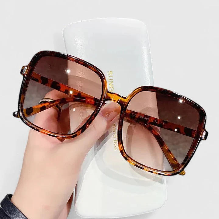 DESTINIE | ELEGANT SUNGLASSES - Image 3