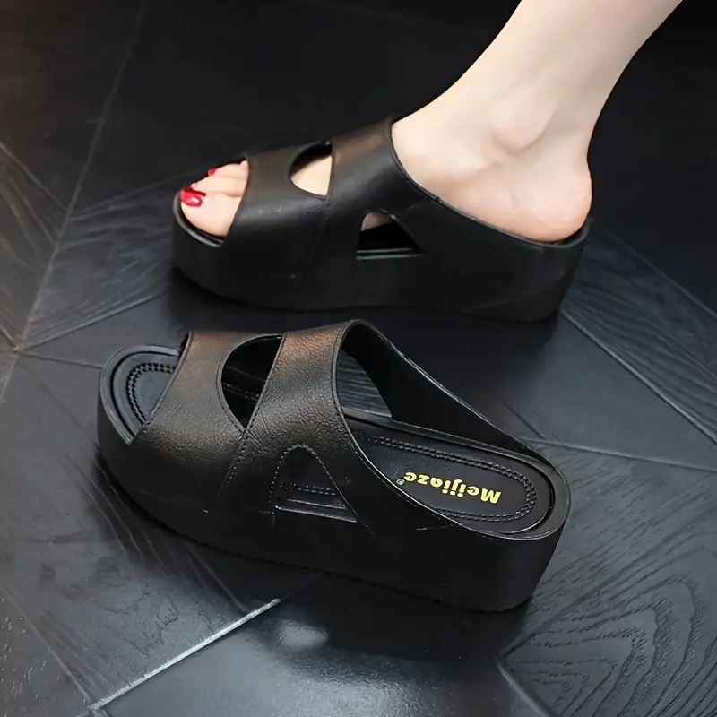 LEVIÉ™ WOMEN'S SLIP-ON WEDGE SANDALS - Image 3