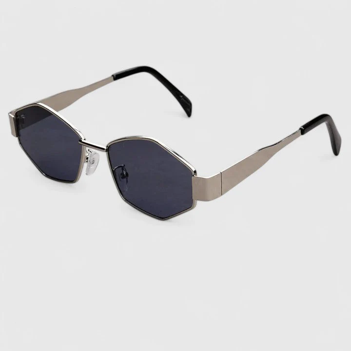 MAKYNNA | SOPHISTICATED SUNGLASSES - Image 8