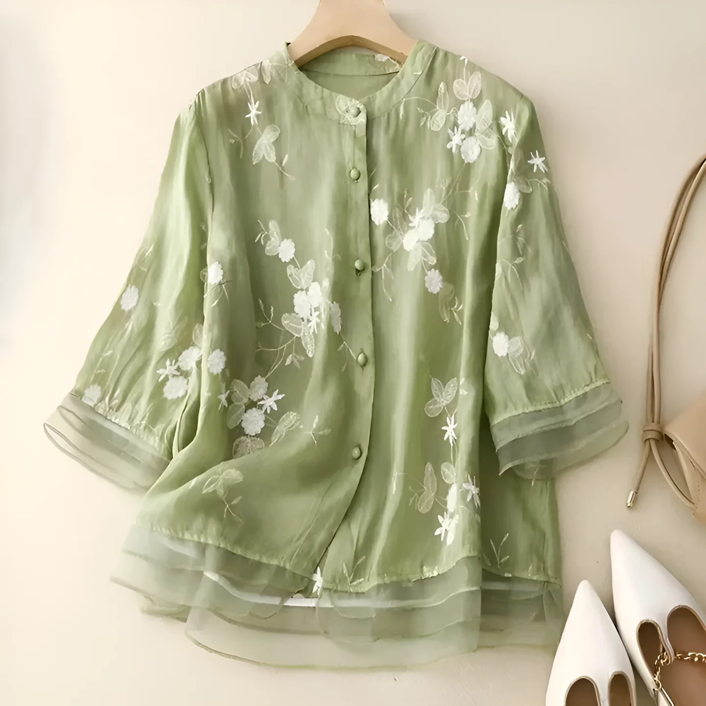 NELLIE™ | ELEGANT TOP WITH EMBROIDERED FLOWERS - Image 2
