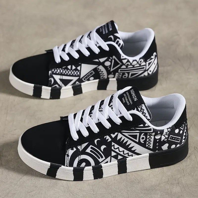 LIGHTWEIGHT BREATHABLE FLAT SKATE SHOES - Image 5
