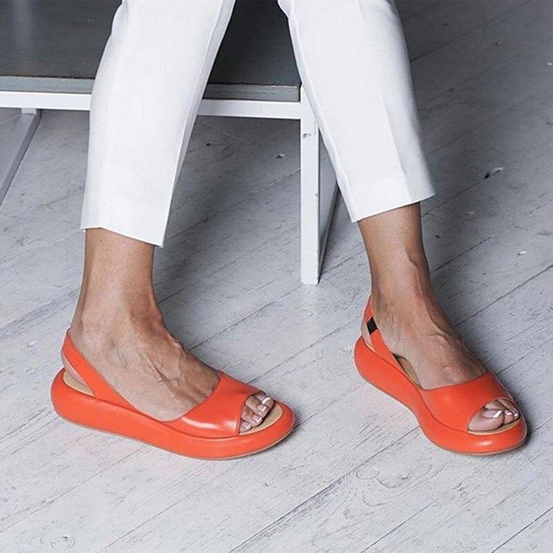COMFORTABLE SANDALS ON TREND - Image 4