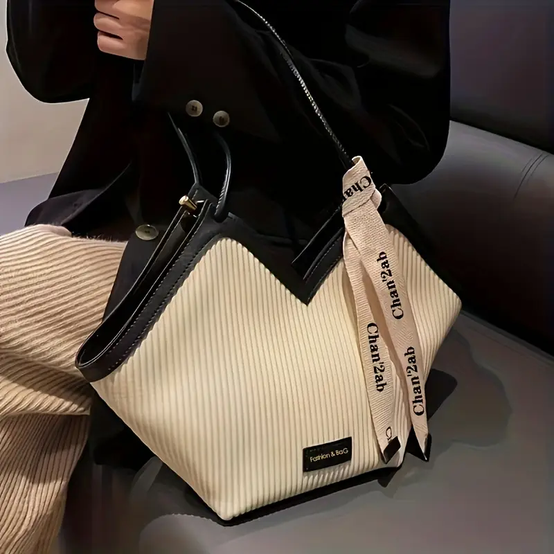 VERA™ VEGAN LEATHER TOTE BAG - Image 3