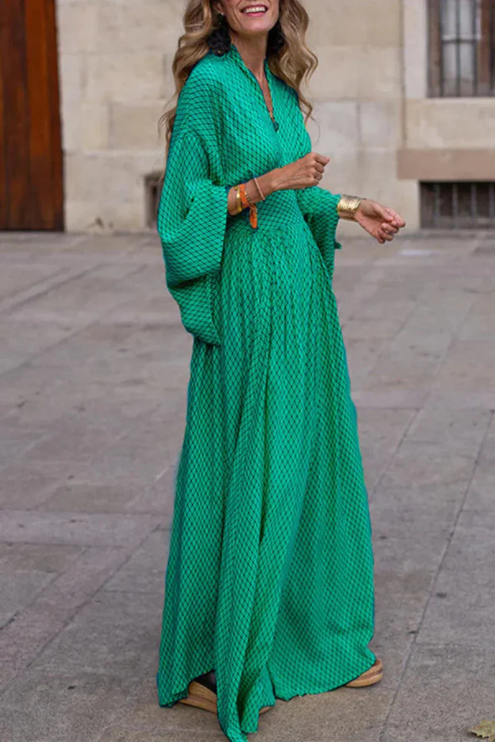 VÉROLINE™ – PRINTED MAXI DRESS WITH LONG SLEEVES AND V-NECK - Image 3